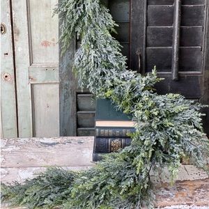 6’ strand of dusted cedar garland